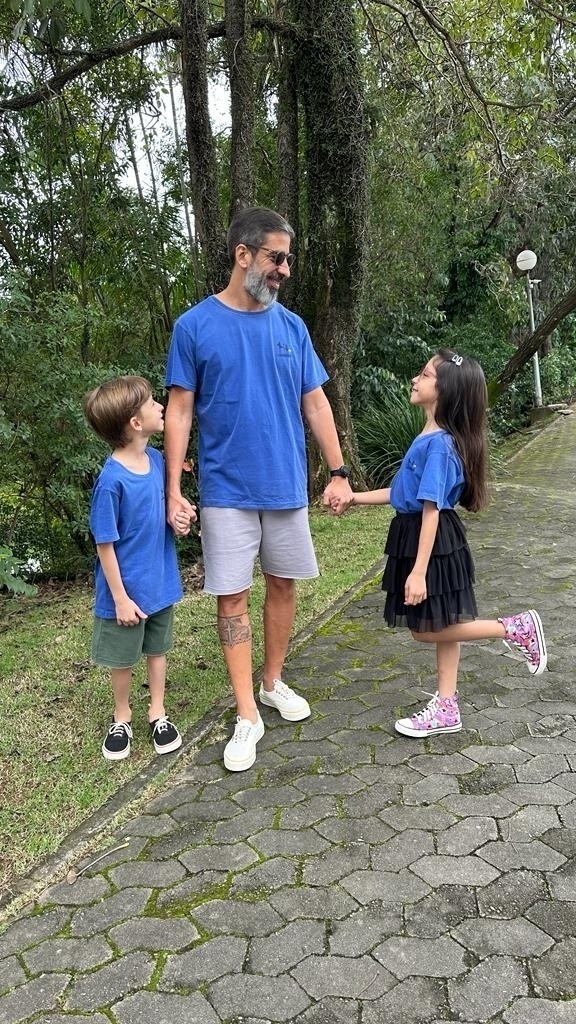 Bermuda Moletom Chumbo